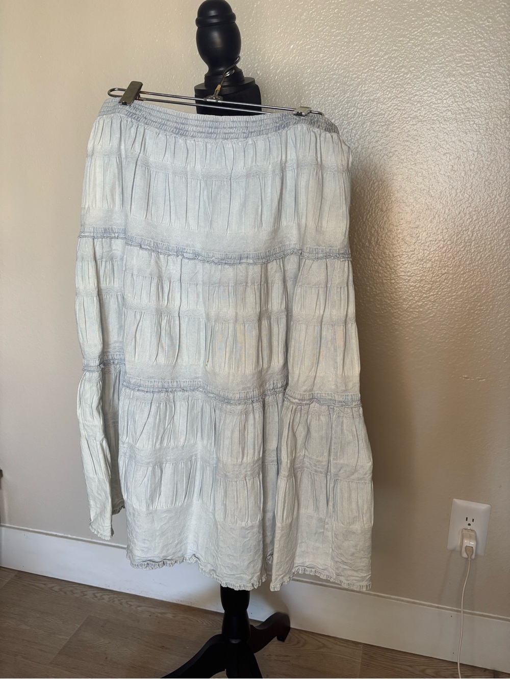 dylan Light Blue Tiered Maxi Style Ruffled Skirt Size XS